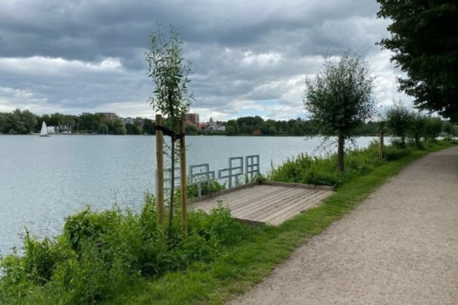 Wakenitz Falkenstraße, Beim Hochschulsportzentrum