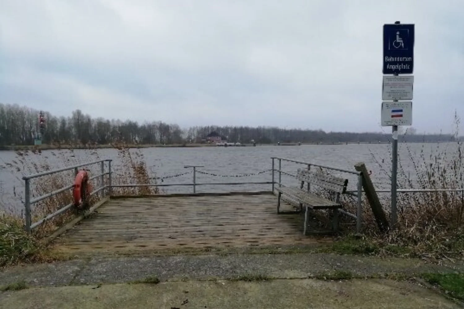 Nord-Ostsee-Kanal in Oldenbüttel